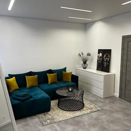 Apartment Adis *